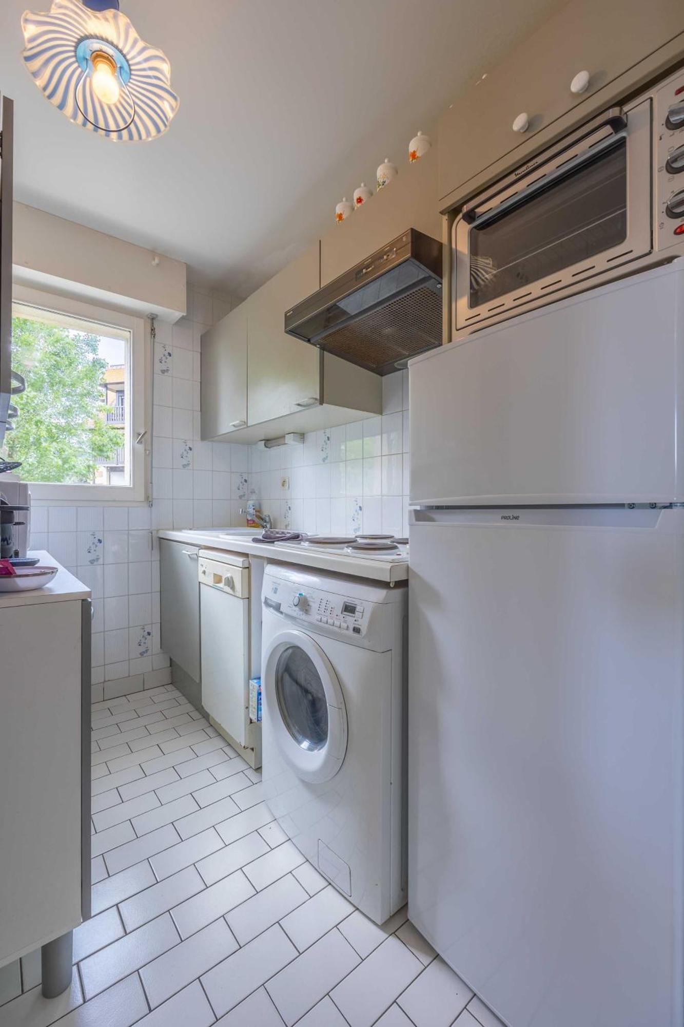 Apartment With Parking And Balcony Near The Beach 도빌 외부 사진
